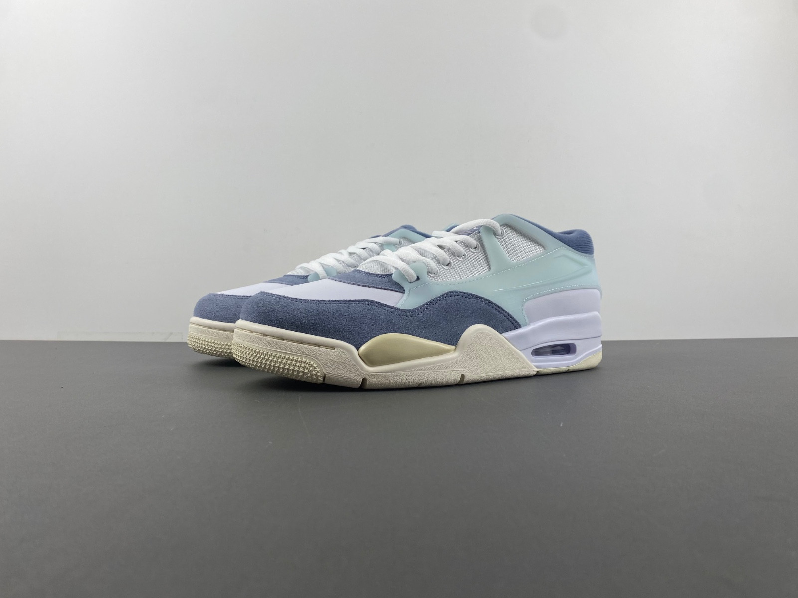Air Jordan 4 RM Diffused Blue Ashen Slate FQ7939-101
