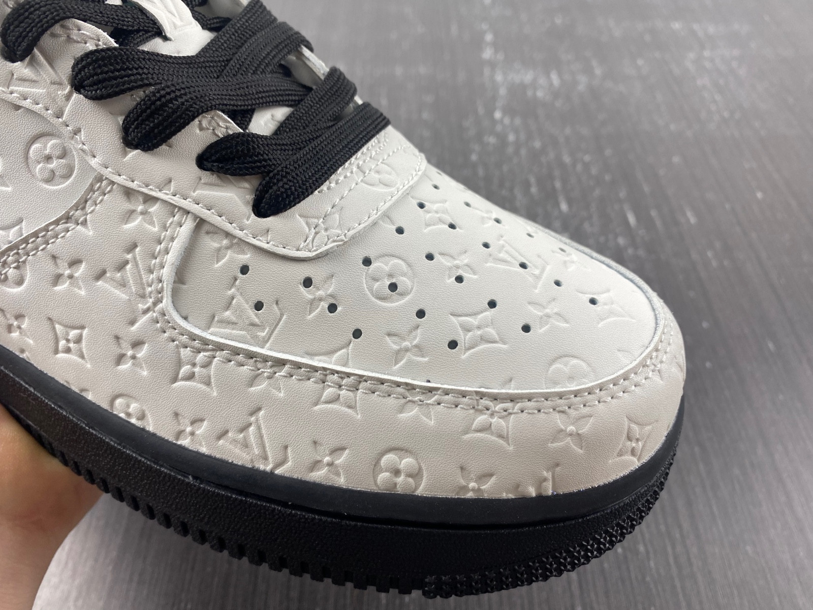 lvt x nike air force1