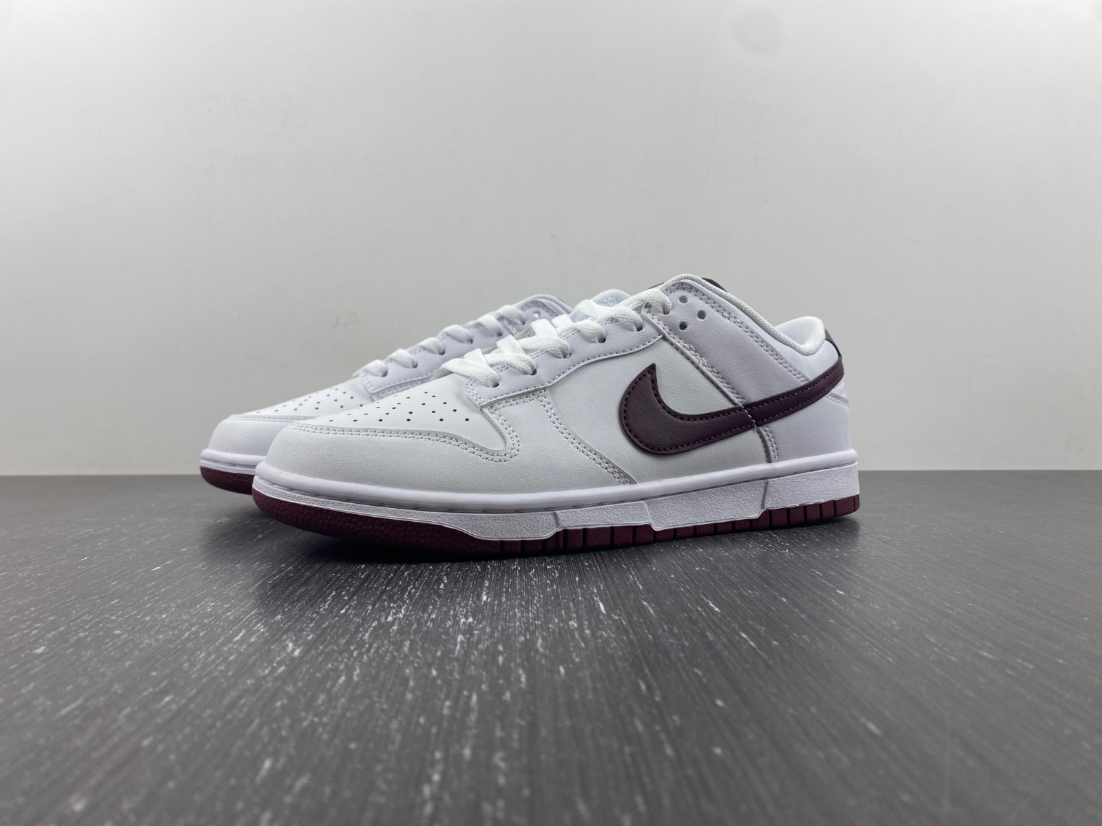 nike dunk low night maroon dv0831-102 dv0831-102