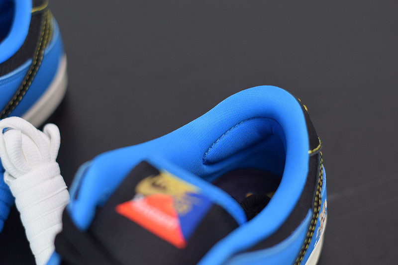 instant skateboard x nike dunk sb low cz5128-400