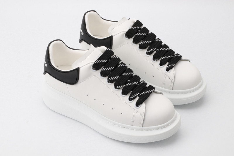 alexer mceen sneakers