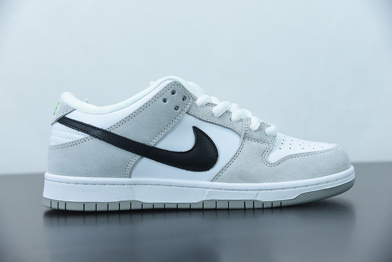 nike sb dunk low “chlorophyll” bq6817-011