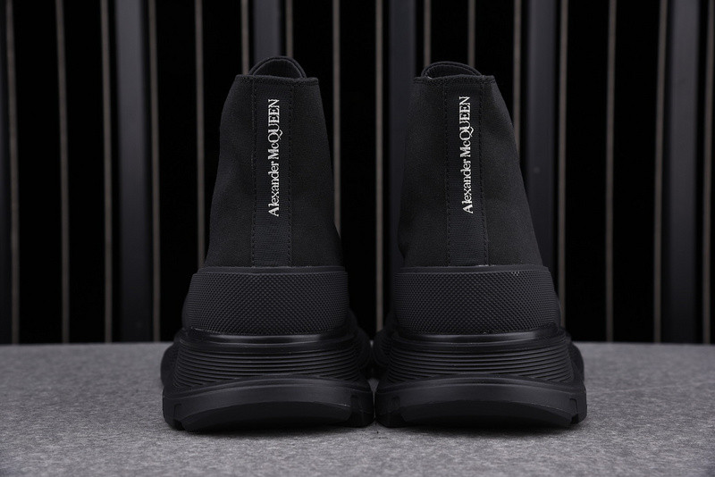 alexer mceen sneakers