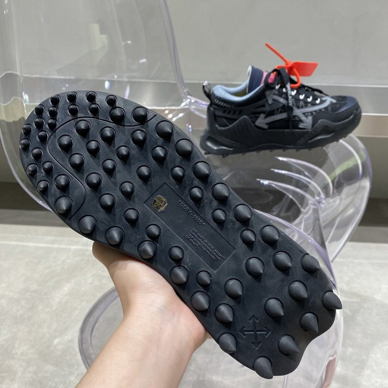 of c/o odsy-1000 sneaker