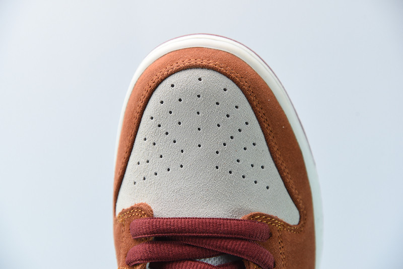 nike sb dunk low pro daek russet cedar bq6817-202