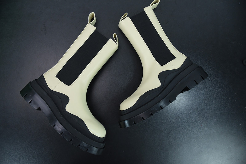 Bo*te*ga ve*ne*ta sneaker