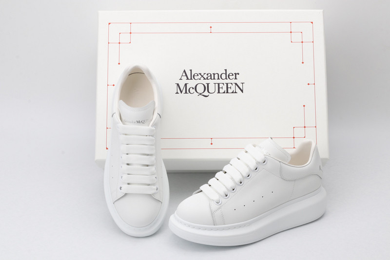 alexer mceen sneakers