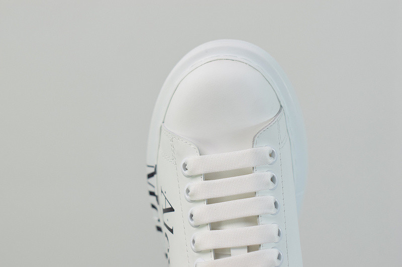 alexer mceen sneakers