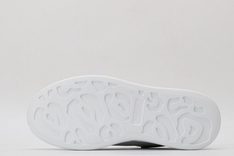 alexer mceen sneakers