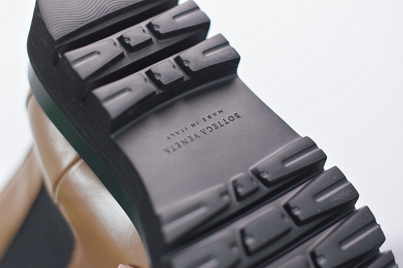 Bo*te*ga ve*ne*ta sneaker