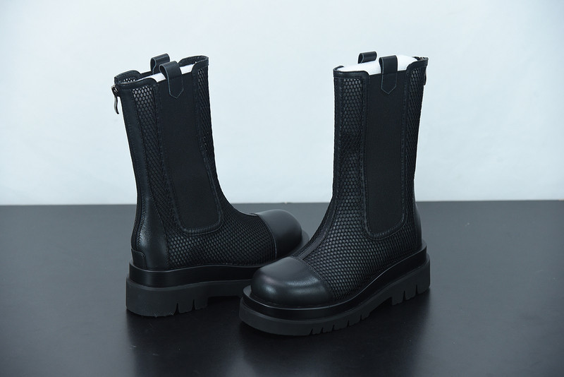 Bo*te*ga ve*ne*ta sneaker