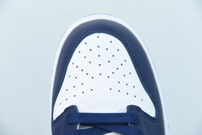 nike dunk high “midnight navy