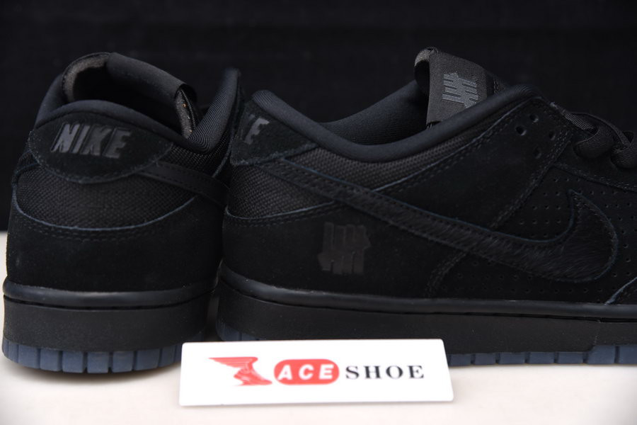 undefeated x nike dunk low 