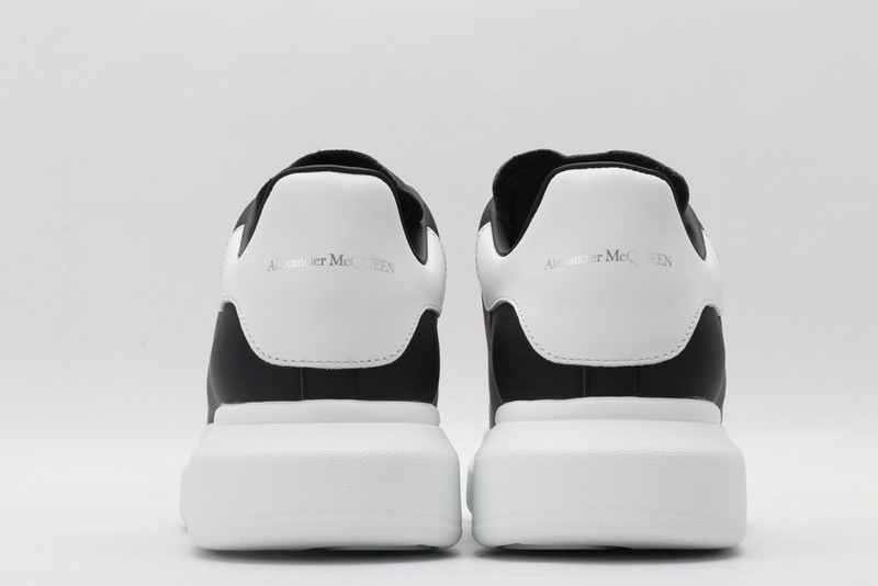 alexer mceen sneakers