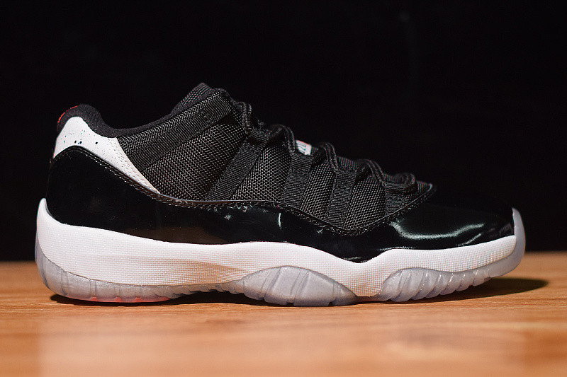 air jordan 11 retro low "infrared 23" 5258895-023