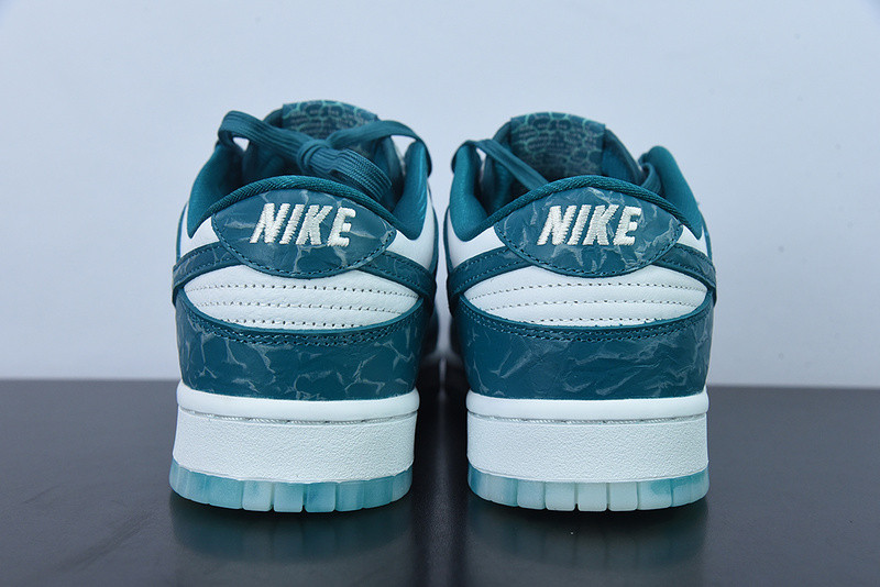 nike dunk low “ocean” dv3029-100