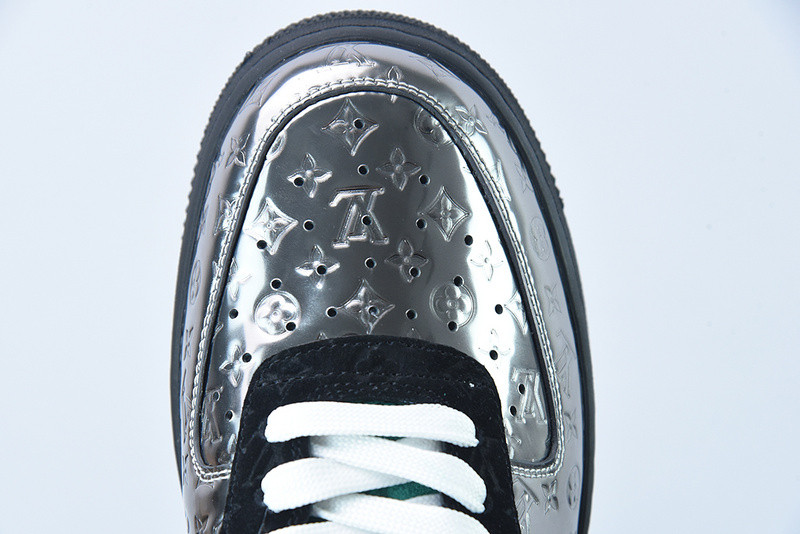 lvt x nike air force1