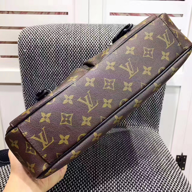 LVT PURSE