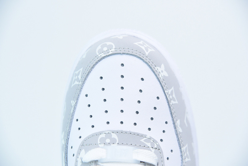 lvt x nike air force1