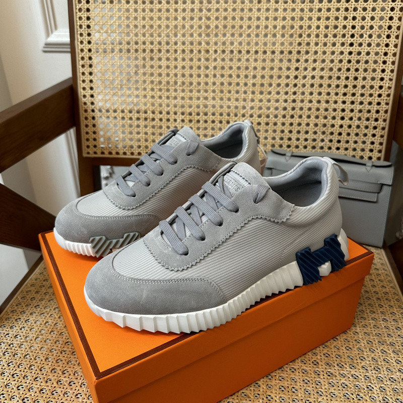 H**mes sneaker
