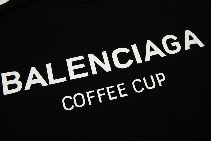 Ba*len*cia*ga clothes