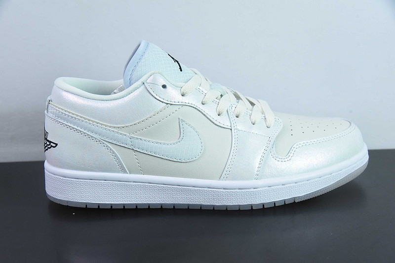 Air Jordan 1 Low WMNS Year of the Snake HF4080-001