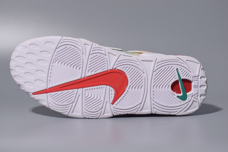 nike air more uptempo 96 uk av3809-700