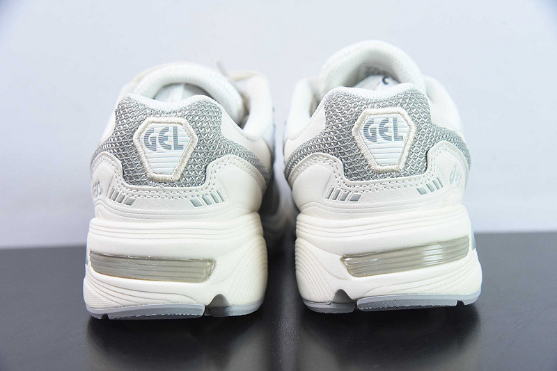 As*ic*s tiger gel-1090