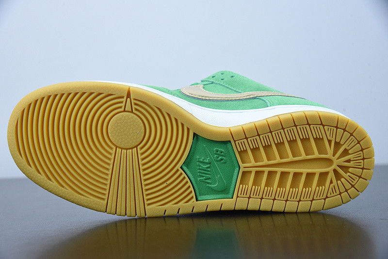 nike sb dunk low st. patrick