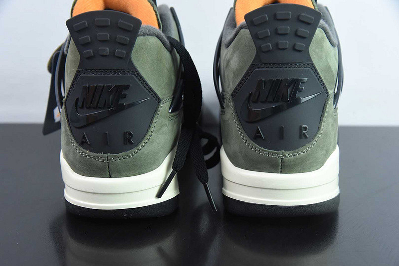 air jordan 4 Undefeated x Air Jordan 4 IB1519-200