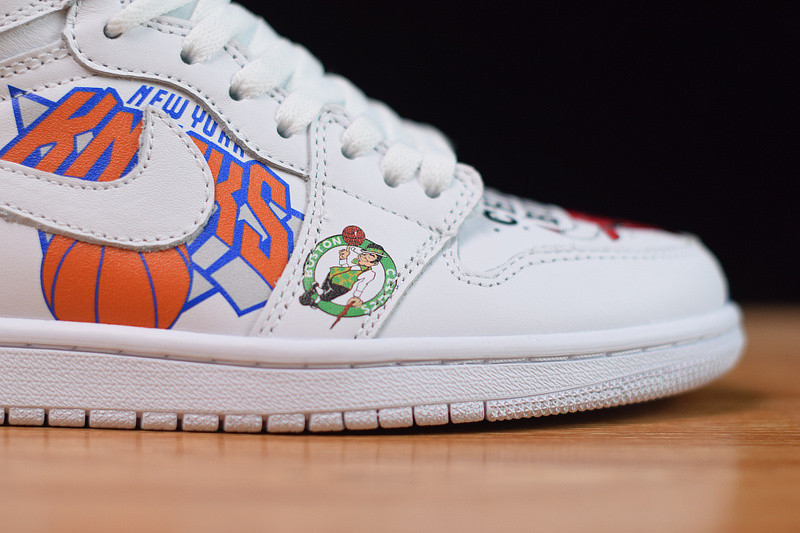 air jordan 1 & S*p*e retro high og "perforated" 555088-100