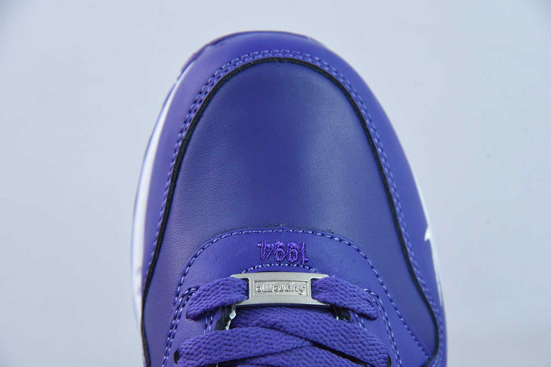 Nike x Supreme Air Max 1 