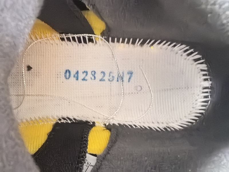 Air Jordan 5 “Tokyo” IO3372-700