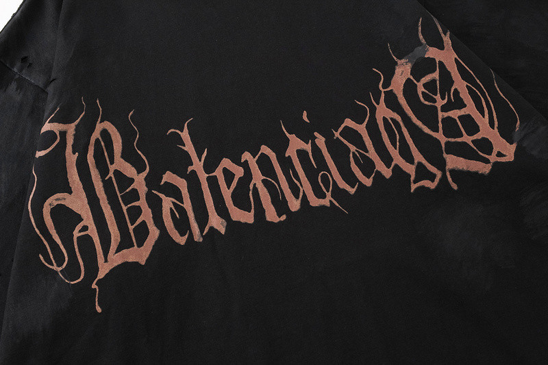 Ba*len*cia*ga clothes