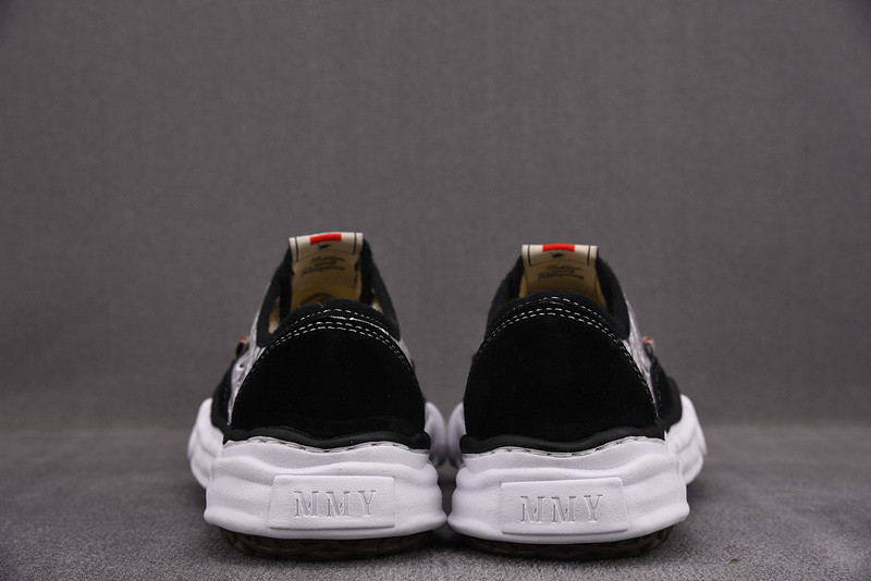 Ma*s*n mihara yasuhiro sneaker