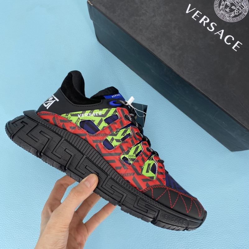 vs chain reaction sneakers