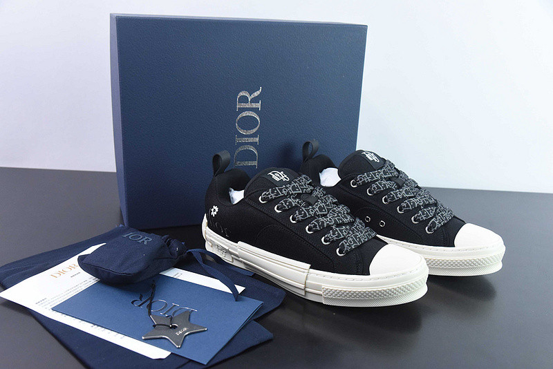 dio* x converse sneaker