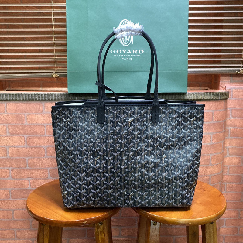 GOYARD PURSE