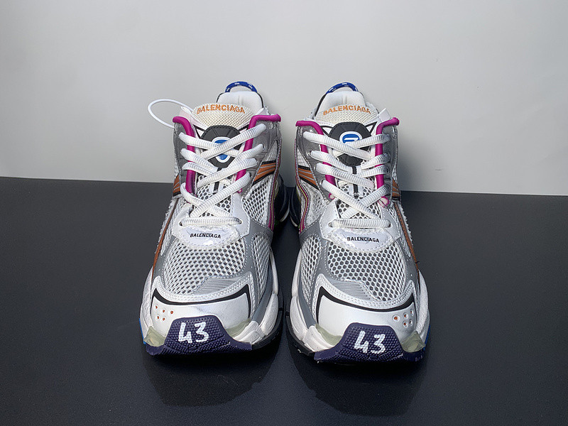 Ba*len*cia*ga runner sneaker