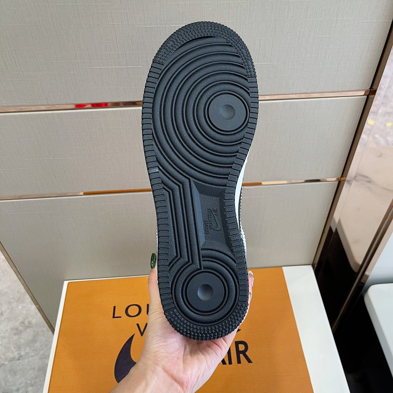 lvt x nike air force1