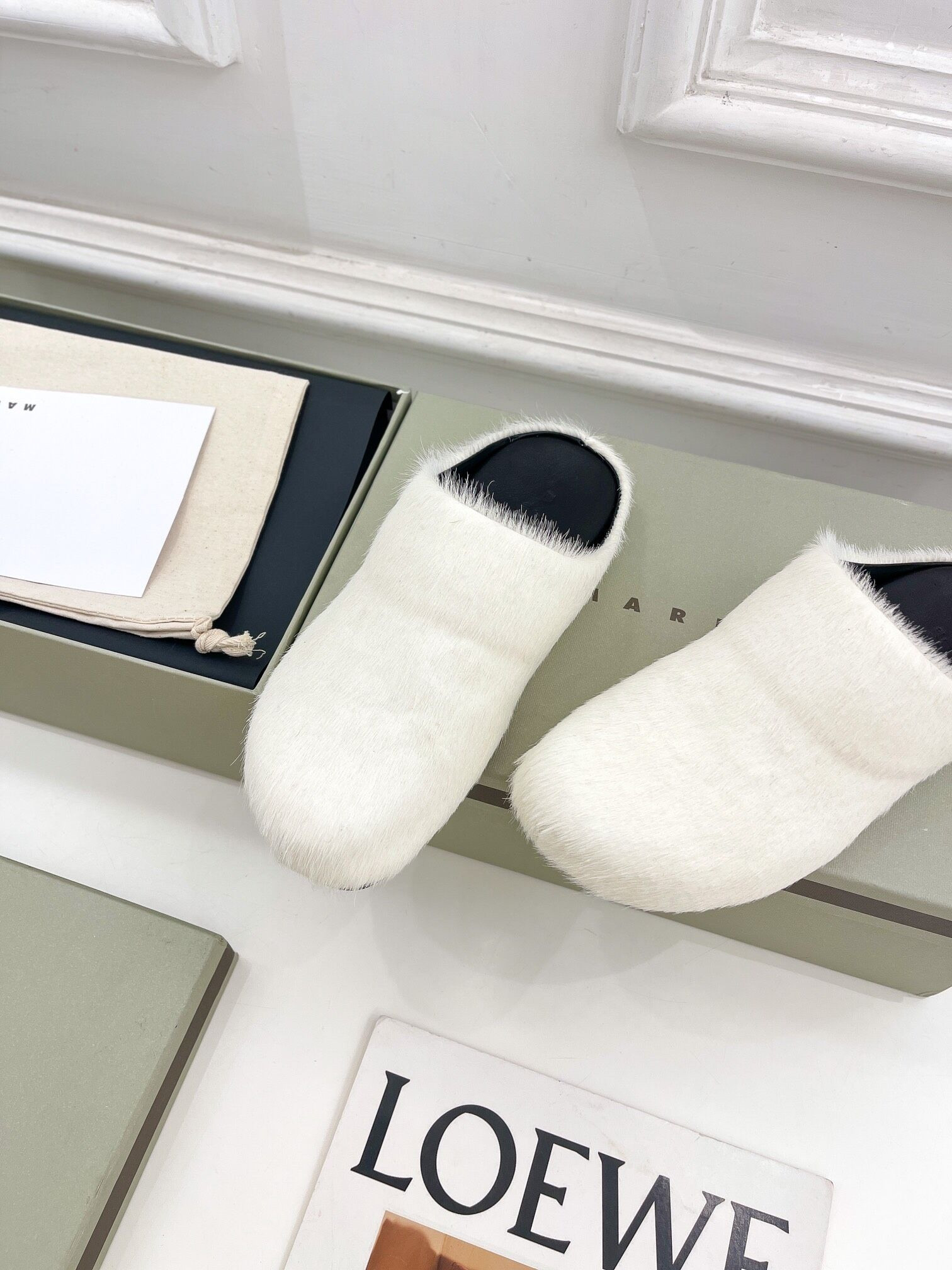 marni textured calf hair clog slippers-white